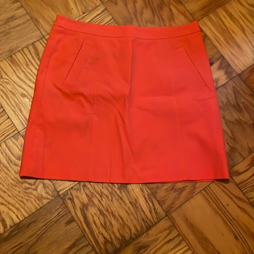Women’s Ann Taylor skirt size 16 orange with pockets